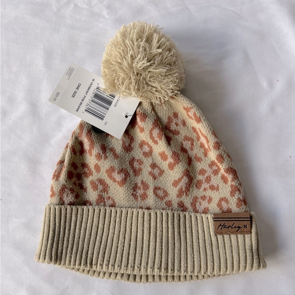 Hurley W Vermont Pom Beanie, One Size, NWT